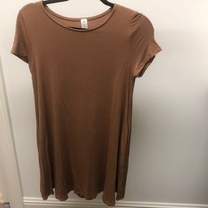 Brown tunic with pockets